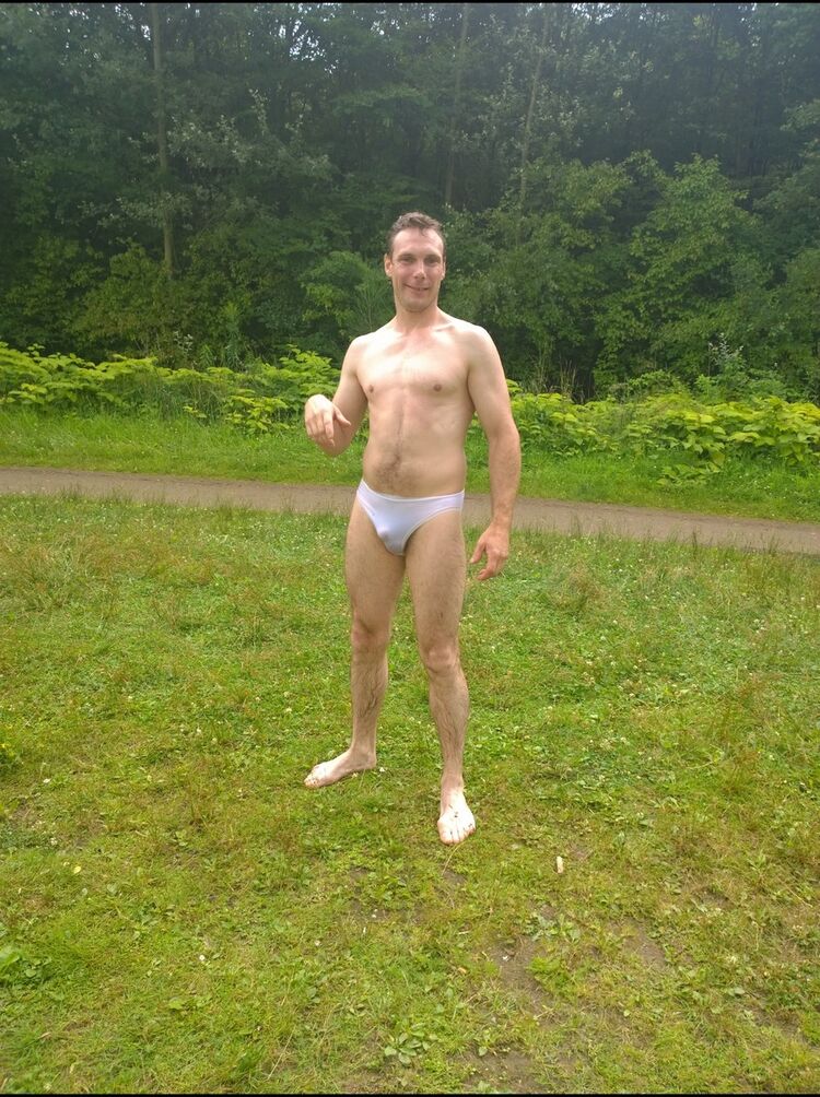 ���� 5117885 ������� Dzintars, 46 ���, ���� ���������� � Bergisch Gladbach