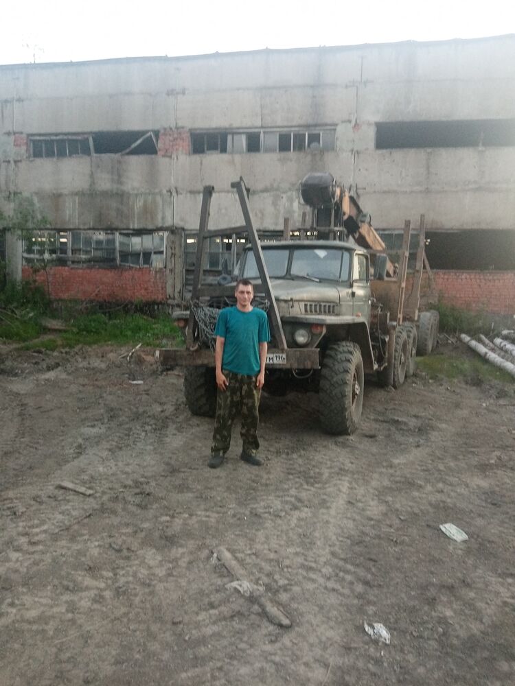 ���� 28518925 ������� ����, 33 ����, ���� ���������� � �������������