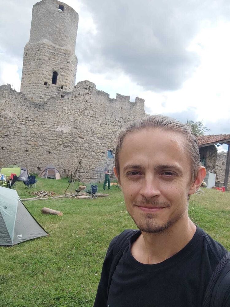  --,   Martin, 31 ,   ,   , c 