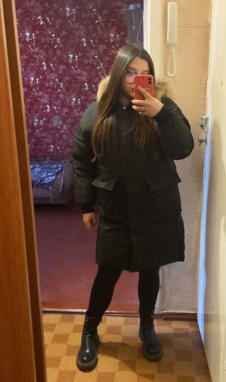  38706985  Alina, 23 ,    