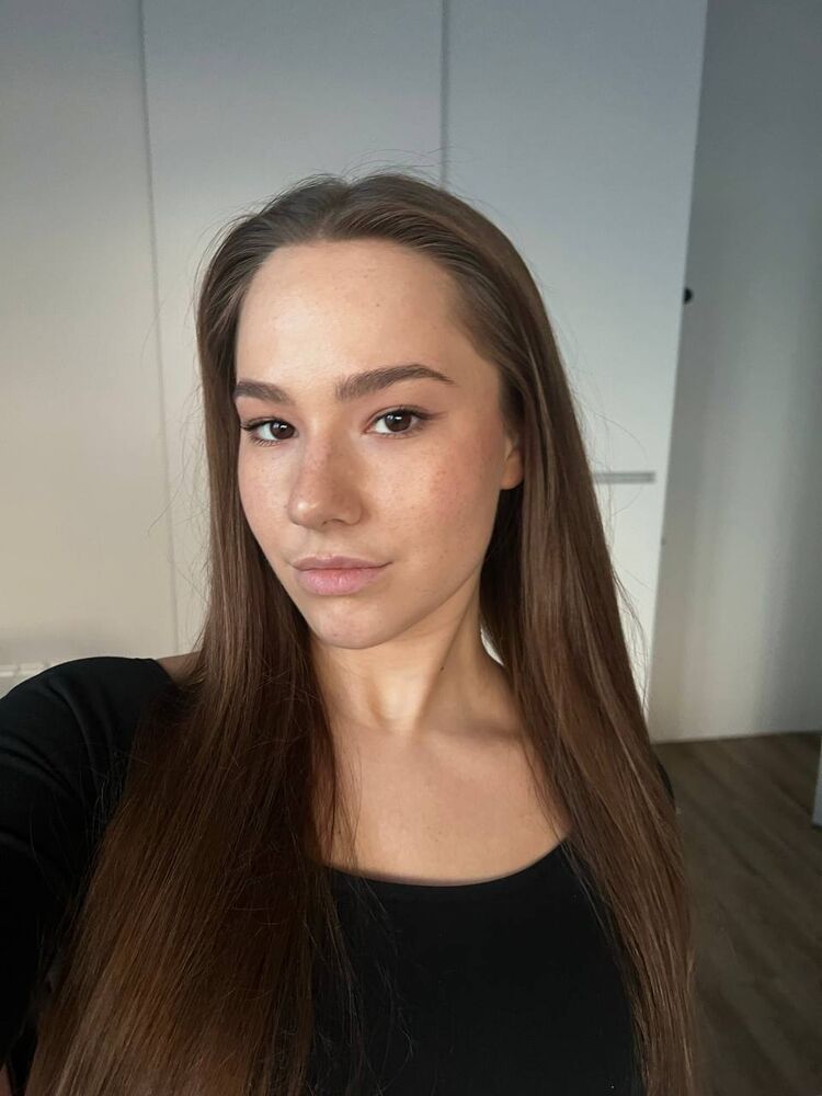  44578535  , 27 ,    