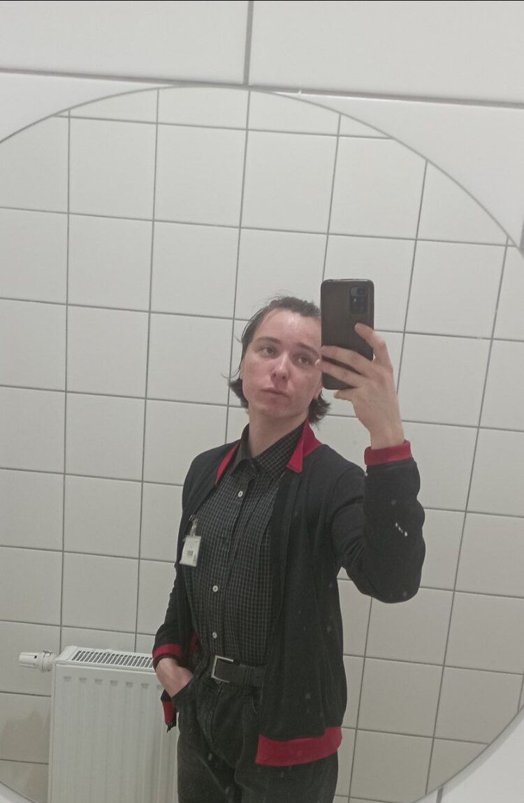 ���� 49742745 ����� �����, 21 ���, ���� ���������� � ������