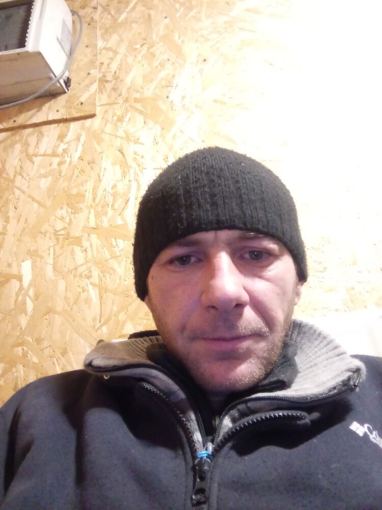 40760635  , 38 ,    --