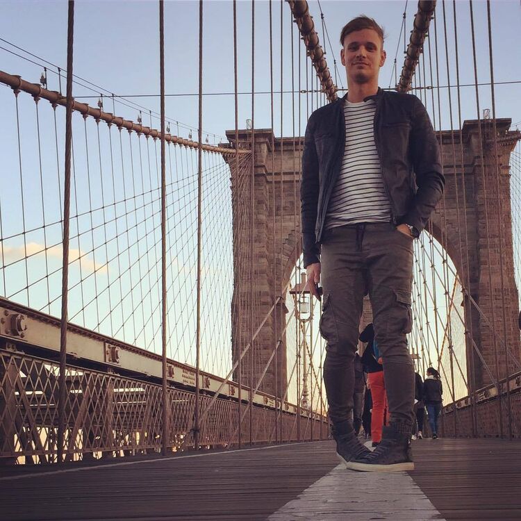 ���� 49463035 ������� �����, 32 ����, ���� ���������� � ����������