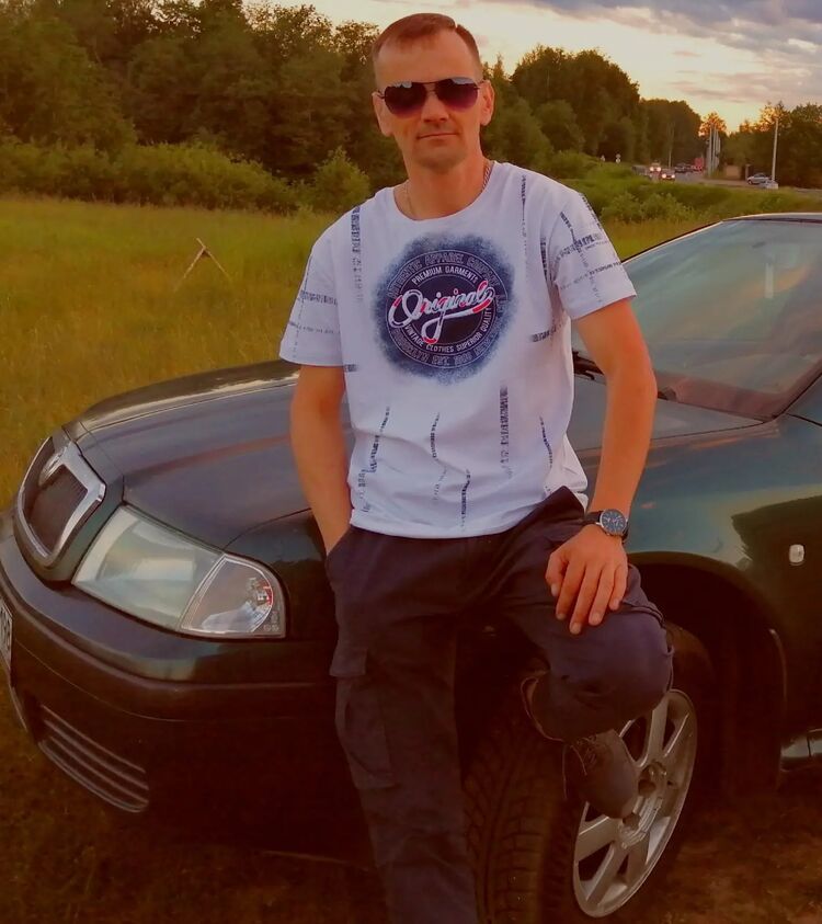  -,   Mikhail, 43 ,   ,   , c 