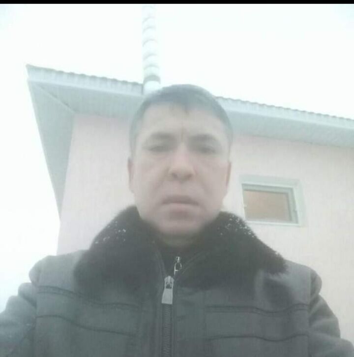  25737305  , 51 ,    