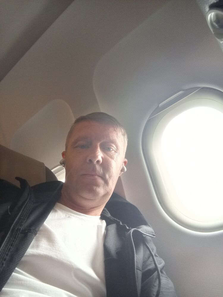  53422195  , 39 ,    -