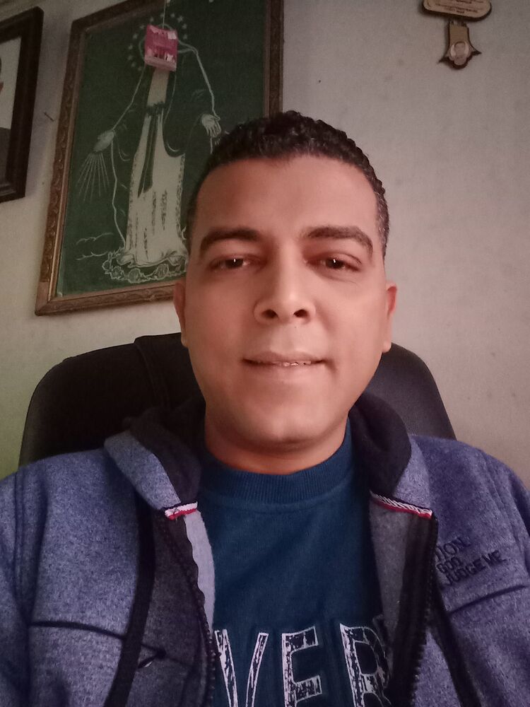  31795305  , 42 ,    Al Jizah