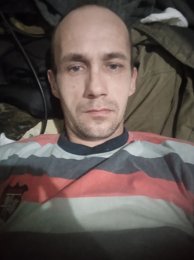  40482795  , 35 ,    - 