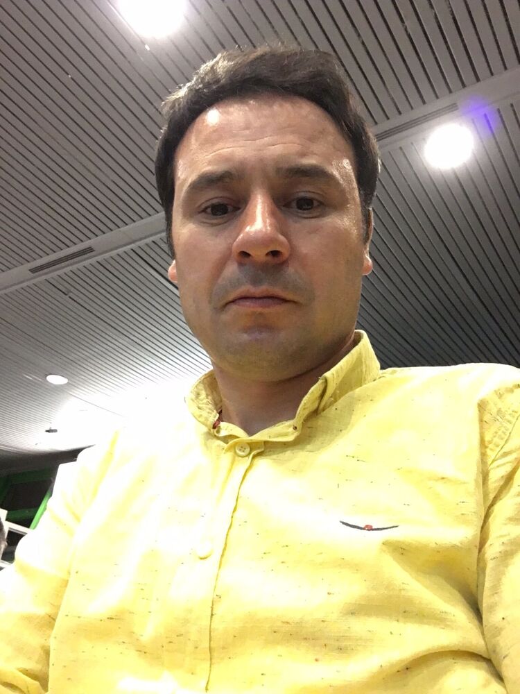  48310405  Ahmet, 40 ,    