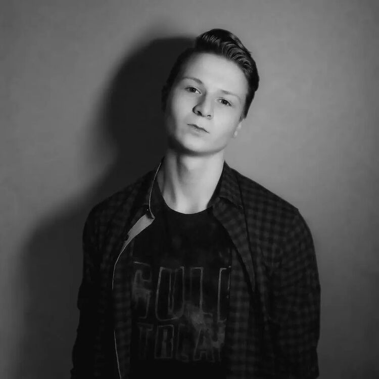 ���� 25523835 ����� ������, 22 ����, ���� ���������� � ������