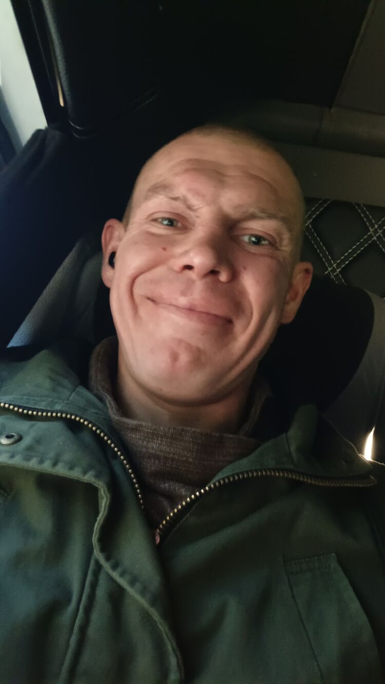  42406345  , 41 ,    