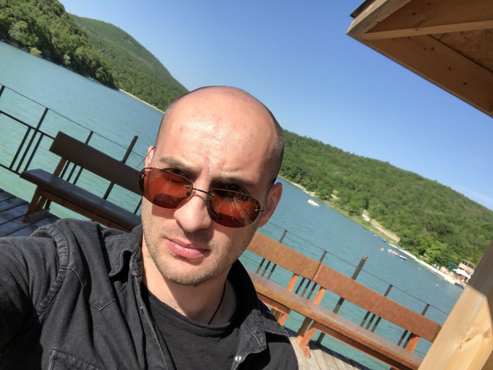  ,   Artem, 38 ,  