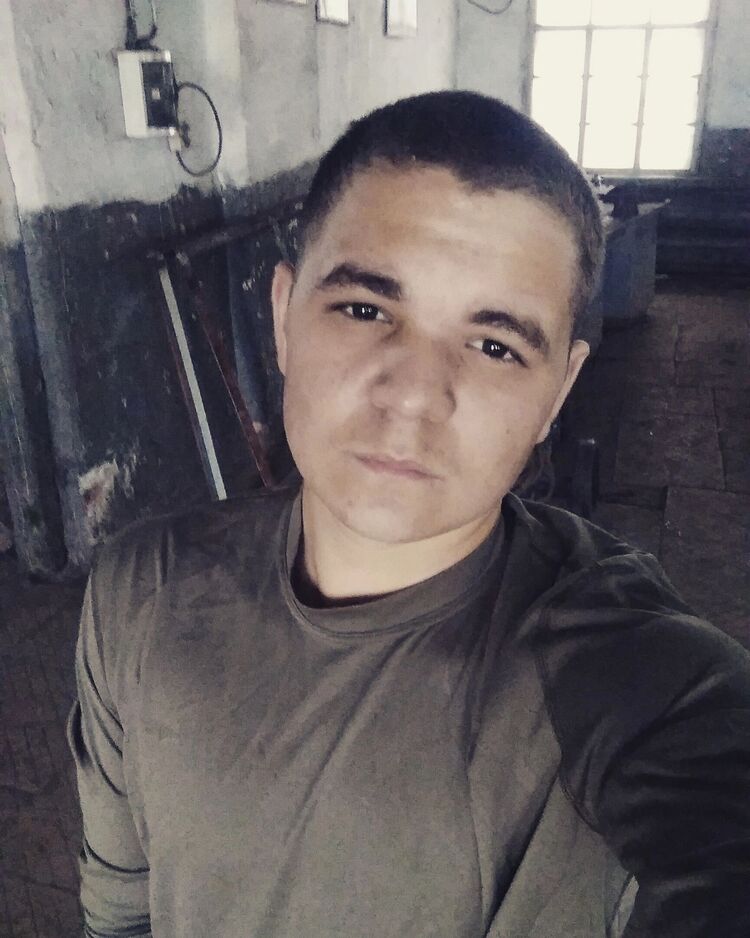  36371275  , 27 ,    