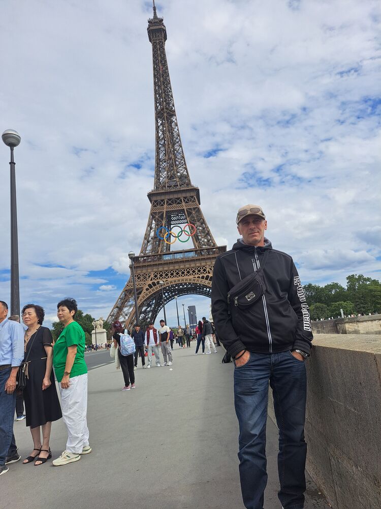  44462735  Xxxx xxxxxx, 41 ,    Palais-Bourbon