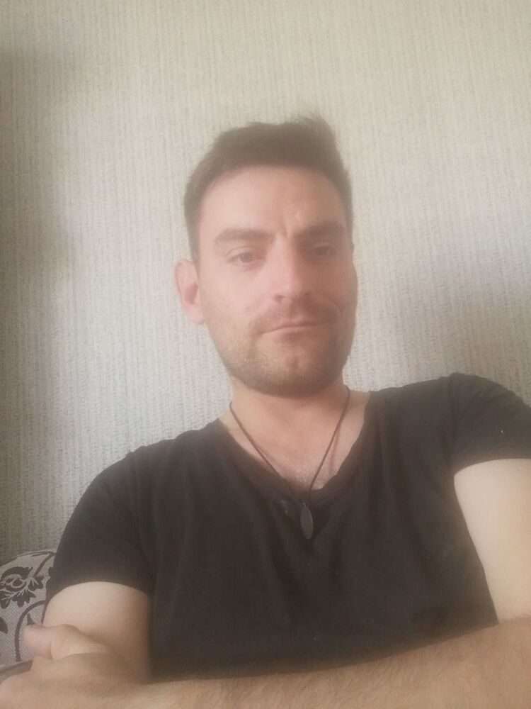  39221165  , 37 ,    -