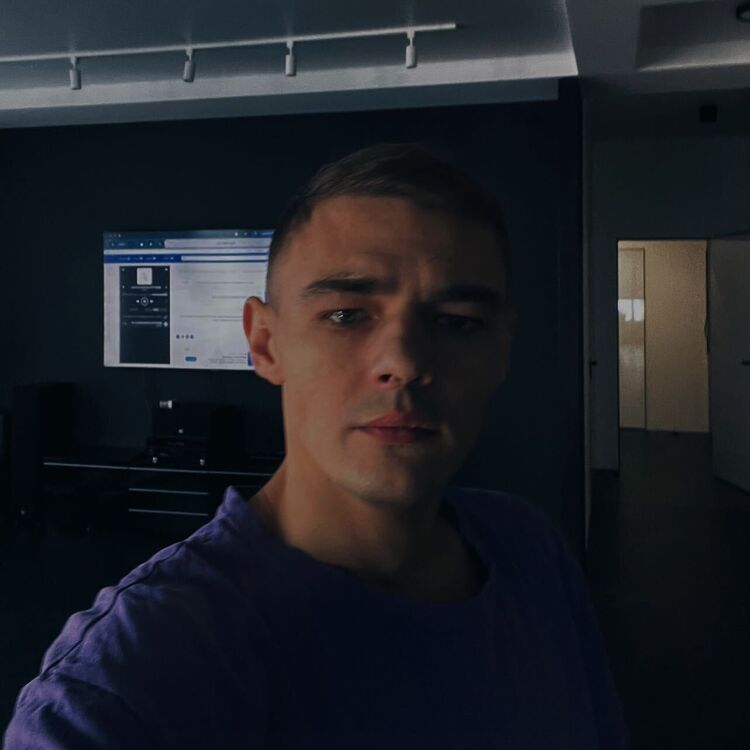  ,   Kiril, 34 ,   ,   , c , 