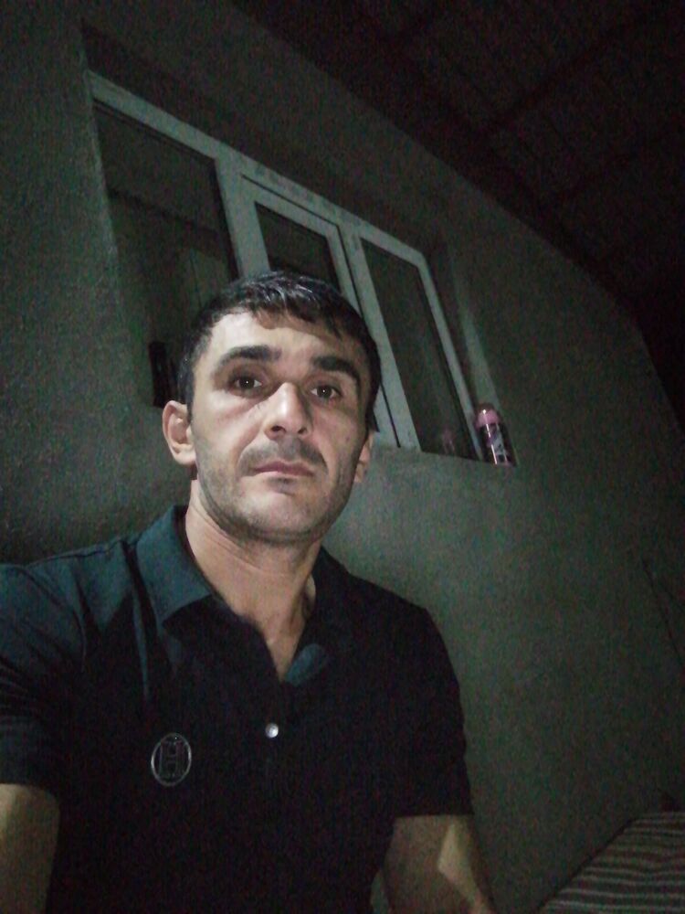  37498715  Roma, 39 ,    