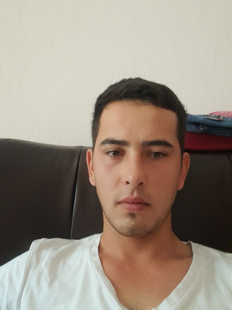 ,   Mybinjon, 31 ,   ,   