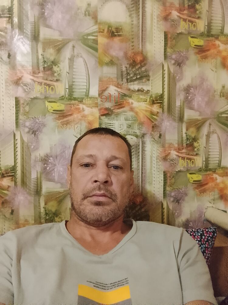  48145255  , 42 ,    
