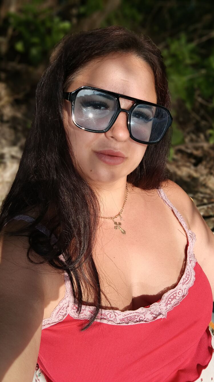  ,   Malinka, 24 ,   , 