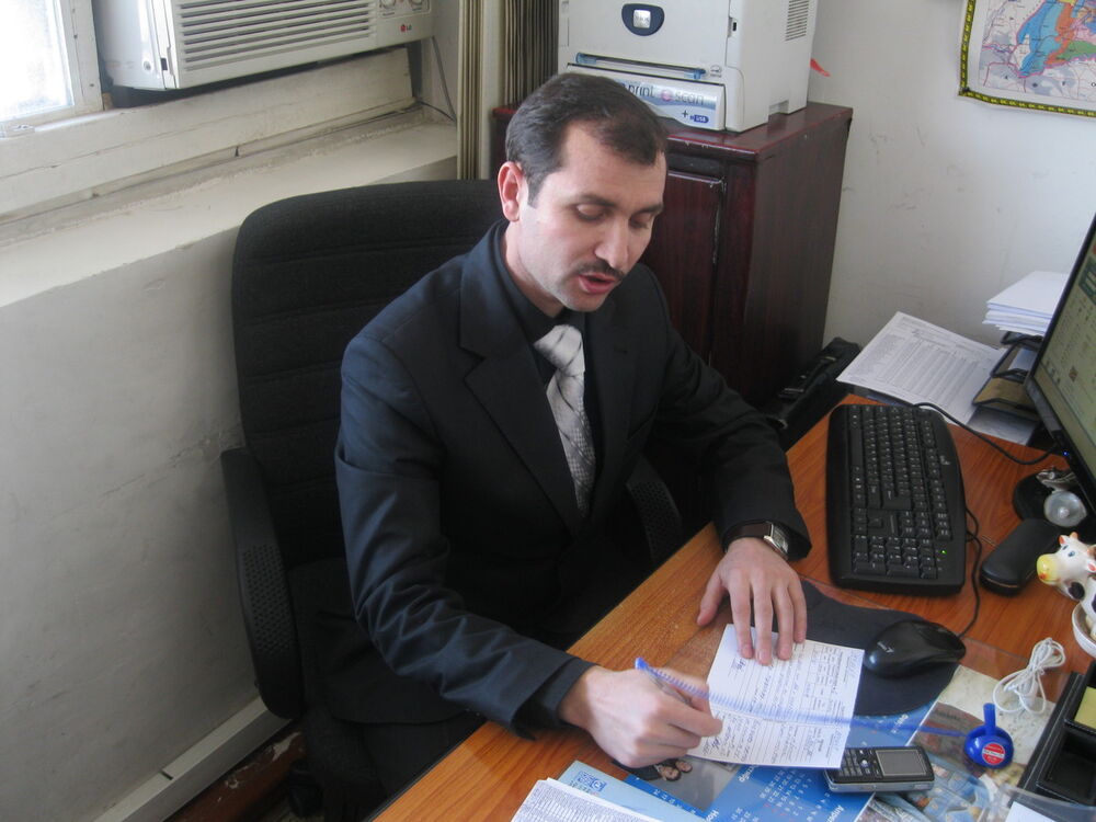  4616315  Dimon, 44 ,    