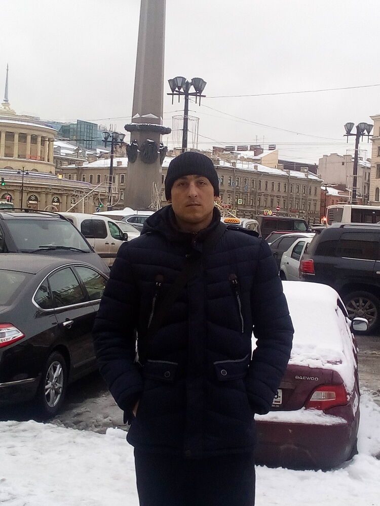  11073585  Leha, 37 ,    