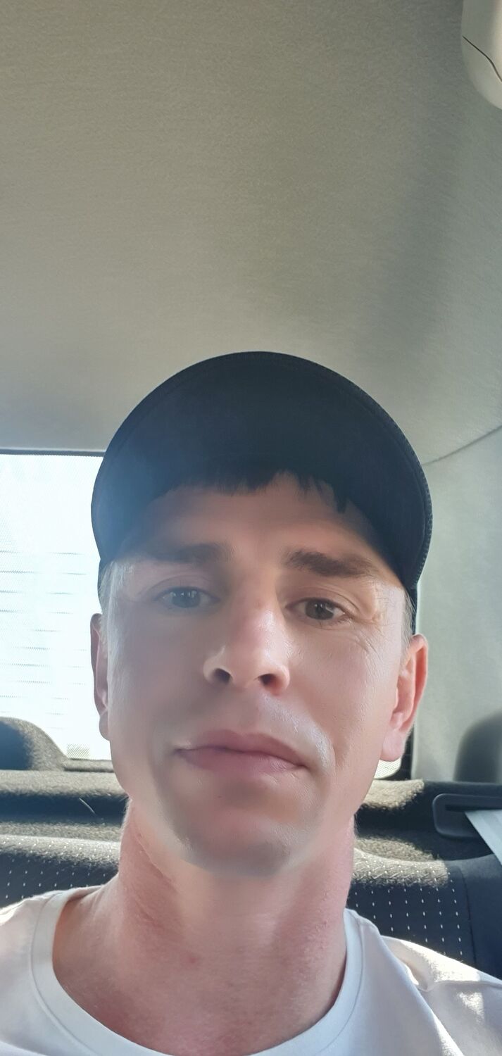  23624805  , 37 ,    