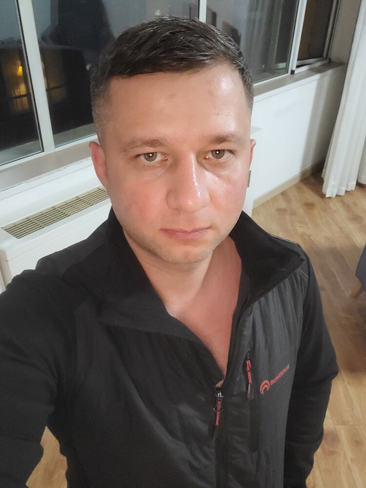  Dalian,   Valentin, 42 ,  