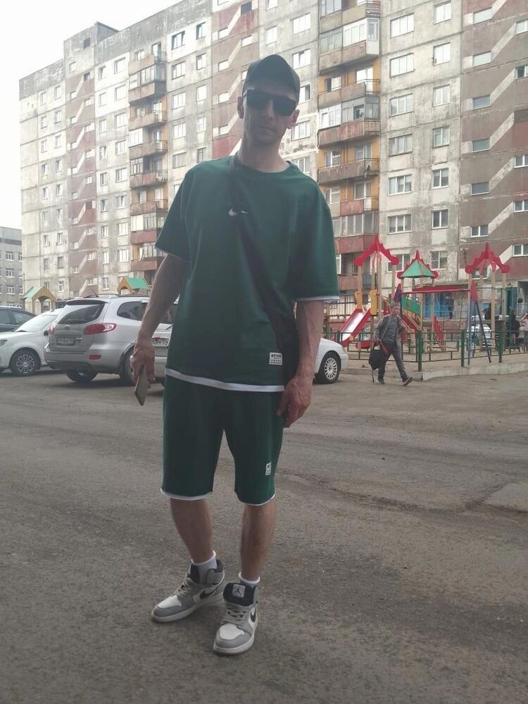  49393675  , 38 ,    -