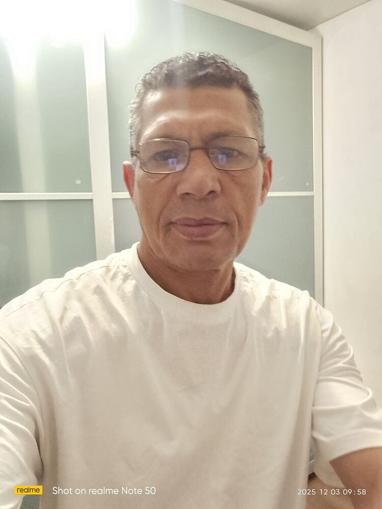  54759385  Karamy, 62 ,    