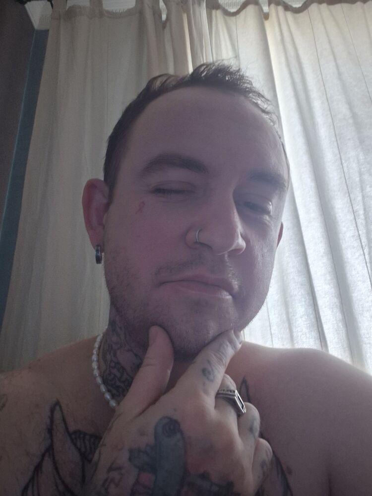  53351075  Ilya, 29 ,    