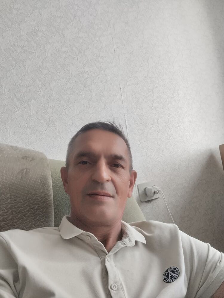  54126635  Roma, 53 ,     