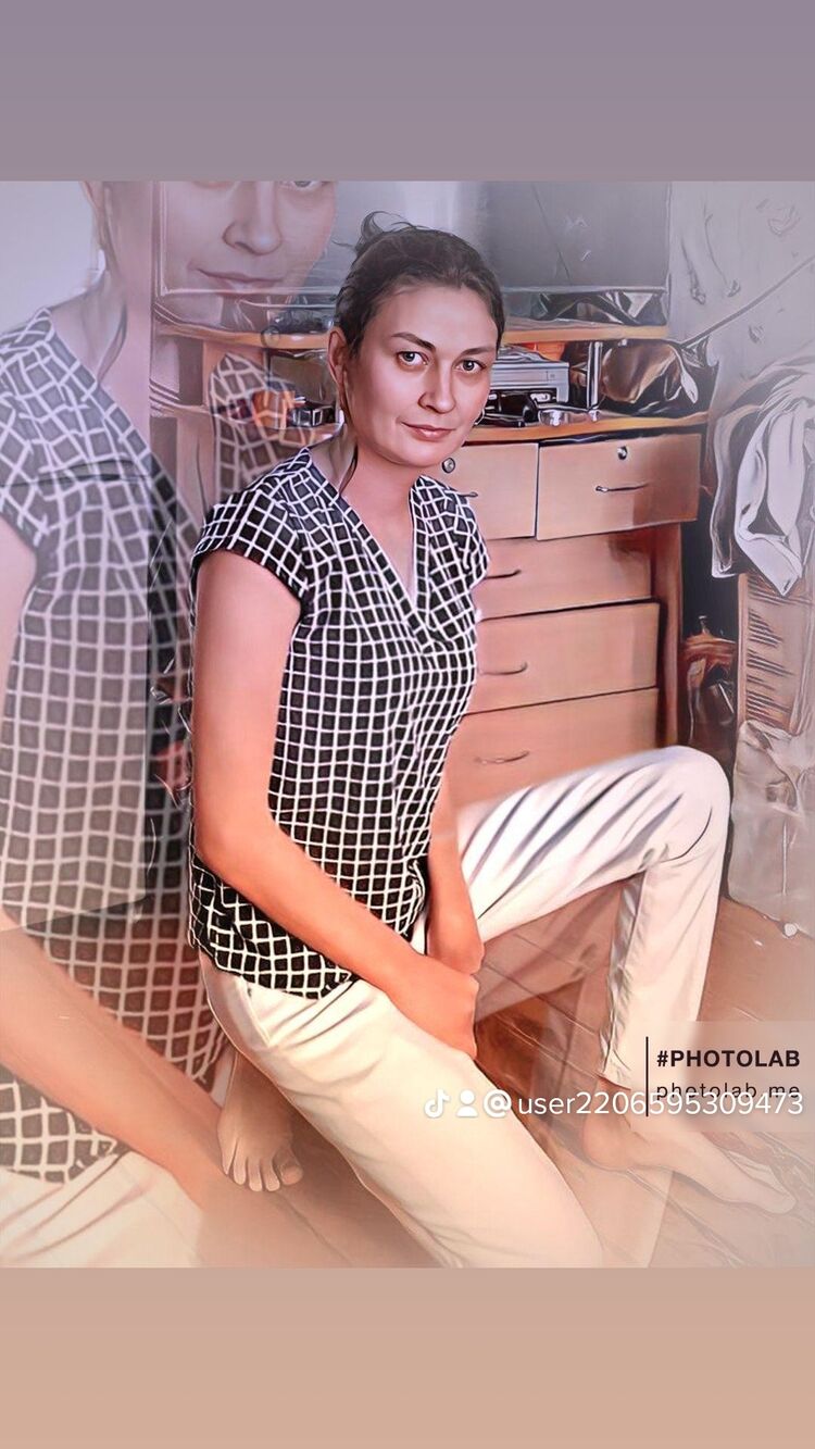  ,   Dina, 37 ,   ,   