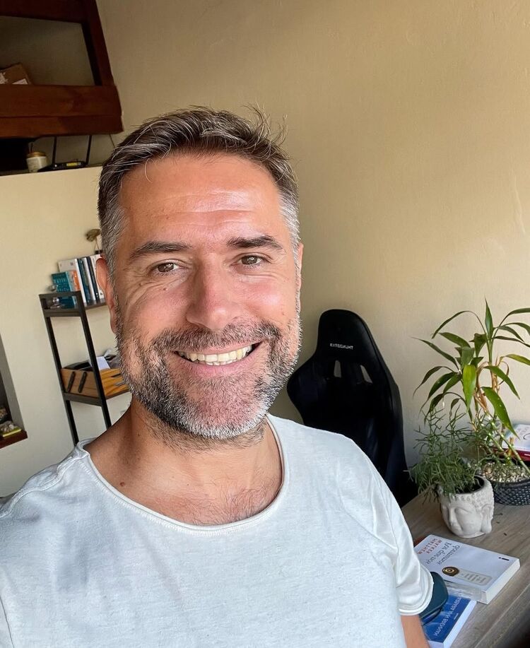  50786965  Luis Ortiz, 57 ,    Abbots Langley