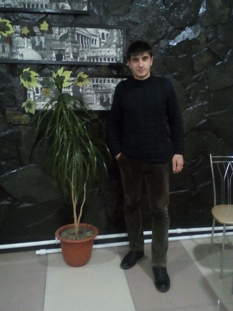  ,   LYOV, 32 ,   ,   , c 