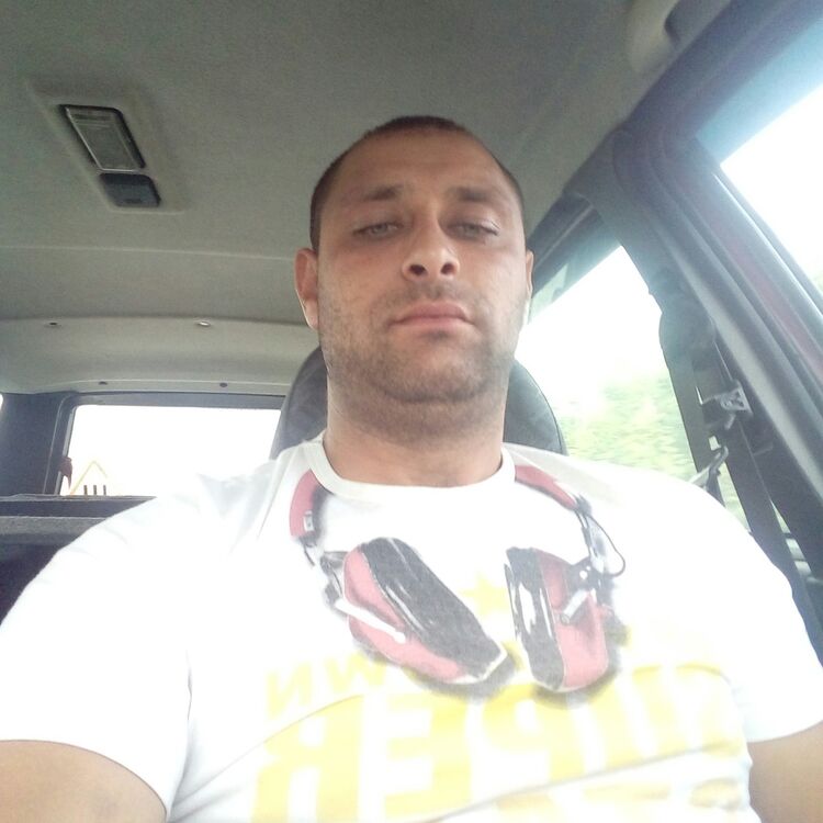  9962575  , 37 ,    