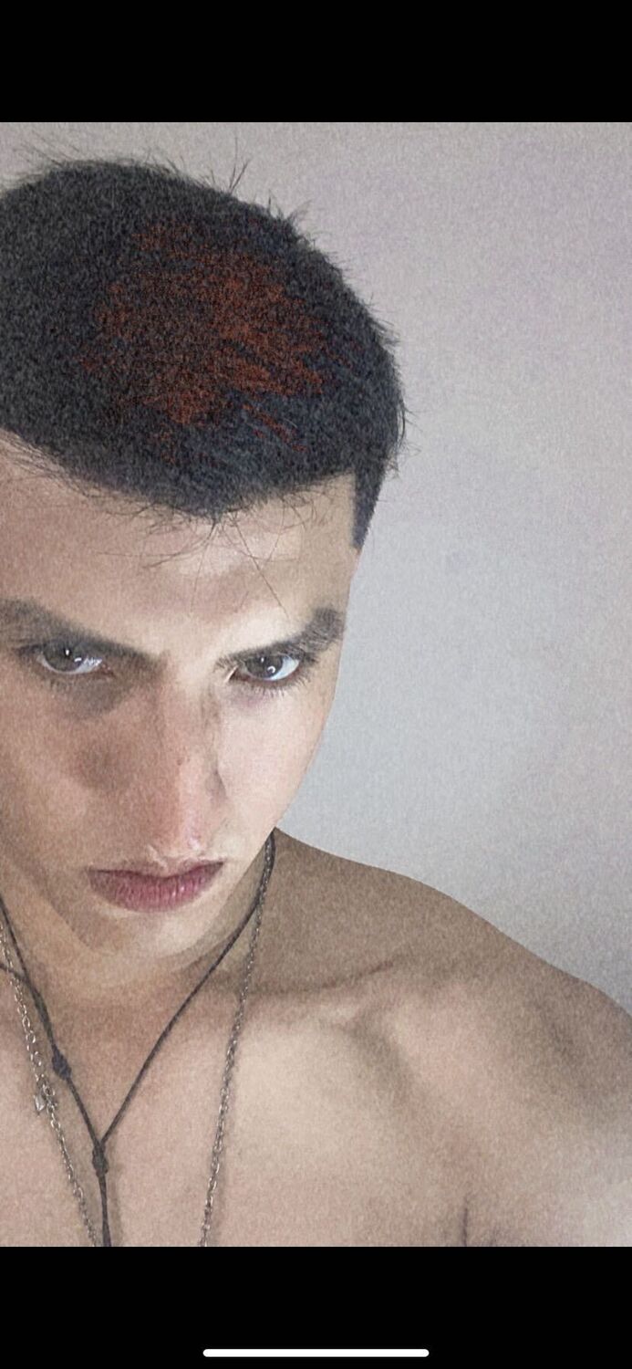  52584745  Dickson, 24 ,    Callao