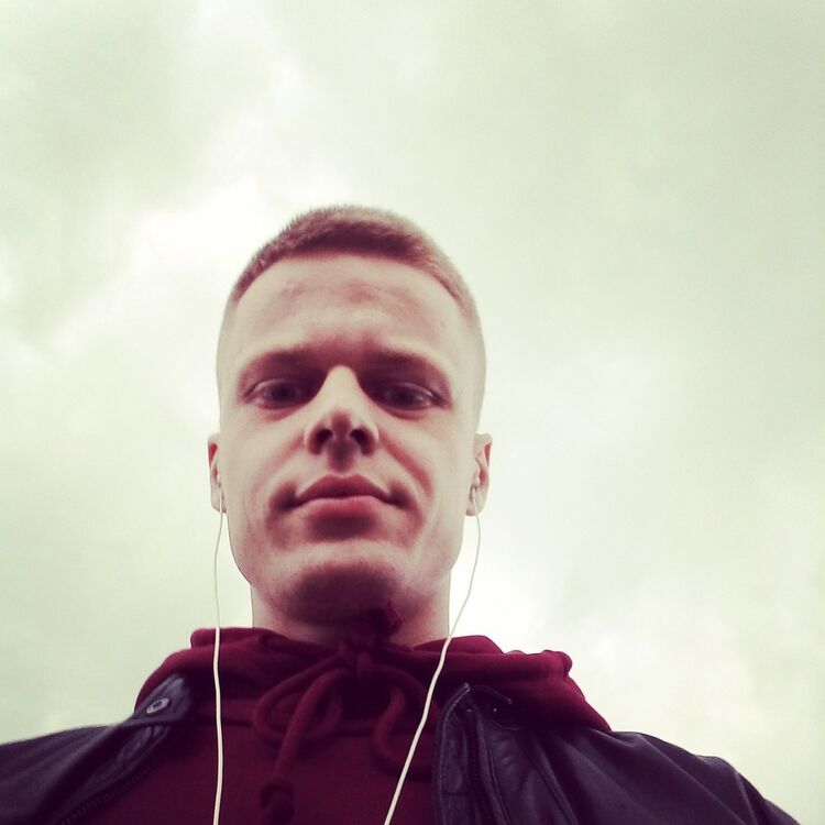  ,   Ivan, 32 ,   ,   , c 