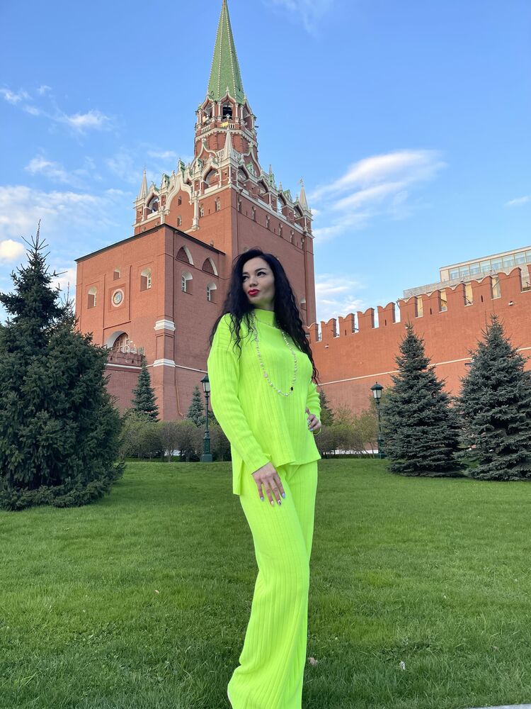  ,   Beauty, 40 ,     , c 