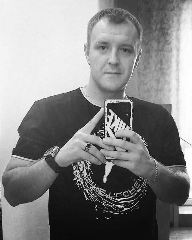  47213285  Vladimir, 32 ,    
