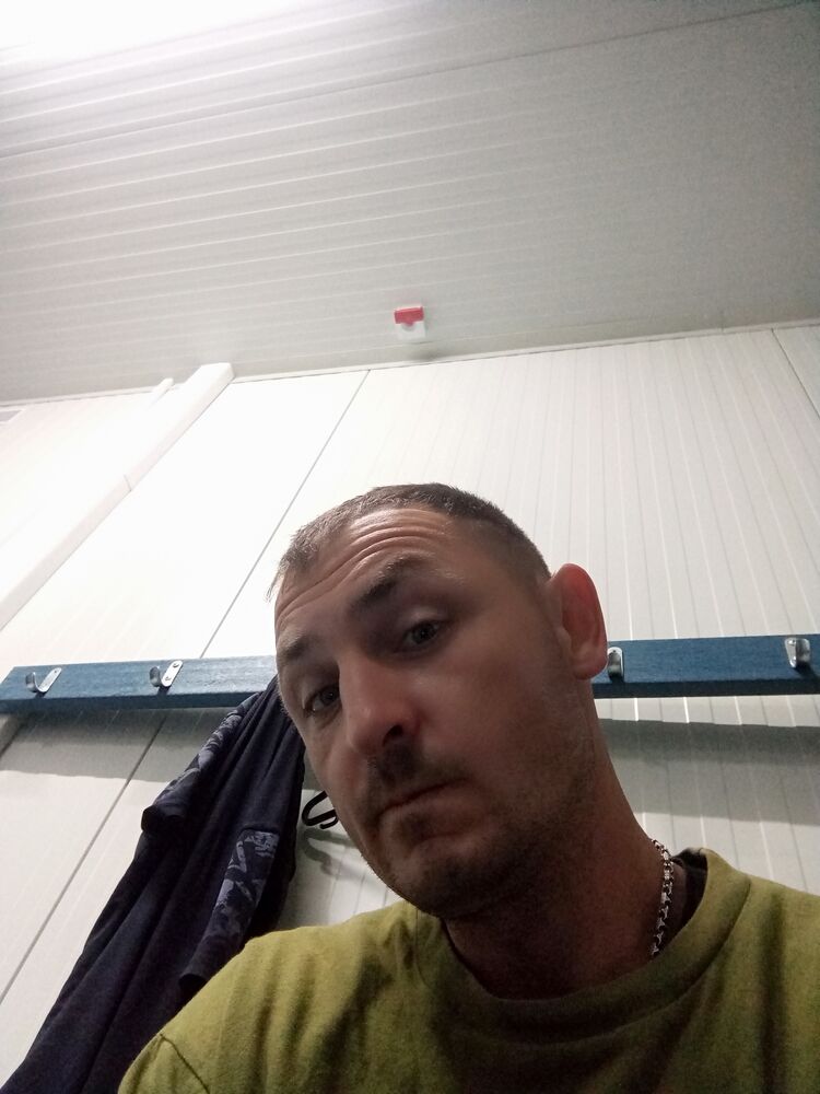  27463865  , 44 ,     