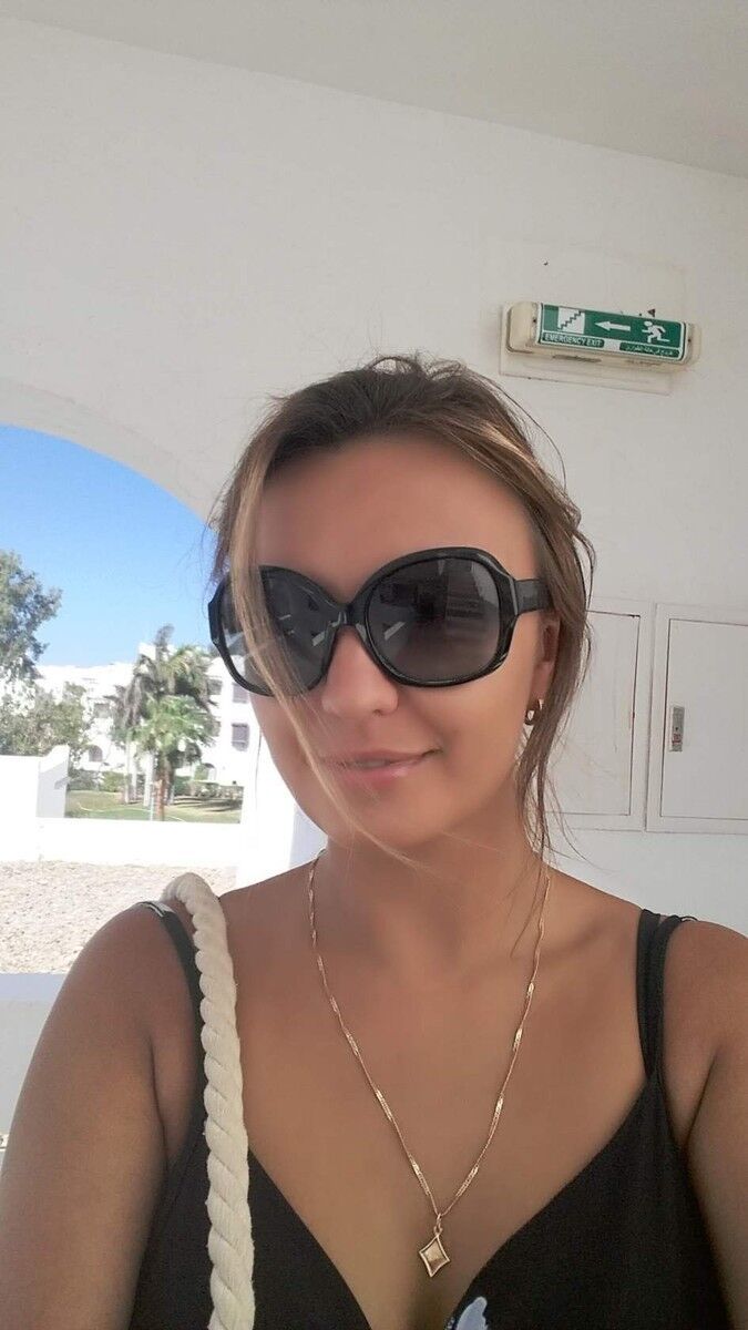  9118365  Olusik, 39 ,    