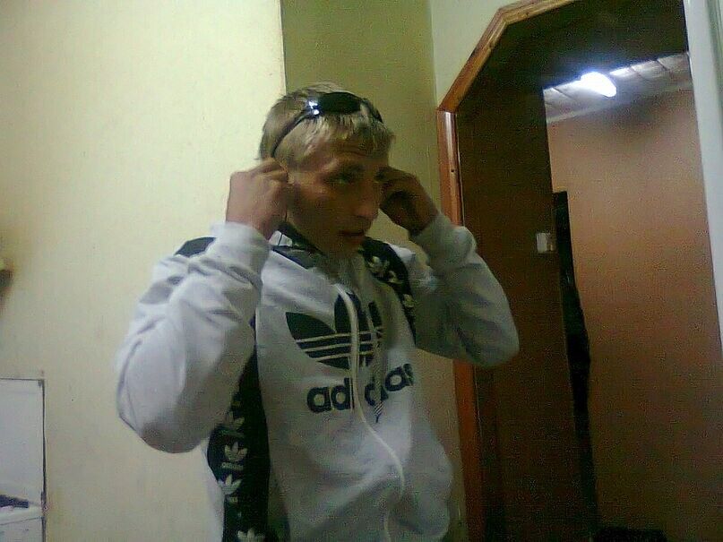  32491485  Alexei, 37 ,    