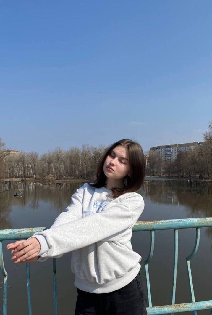  35671895  , 24 ,    