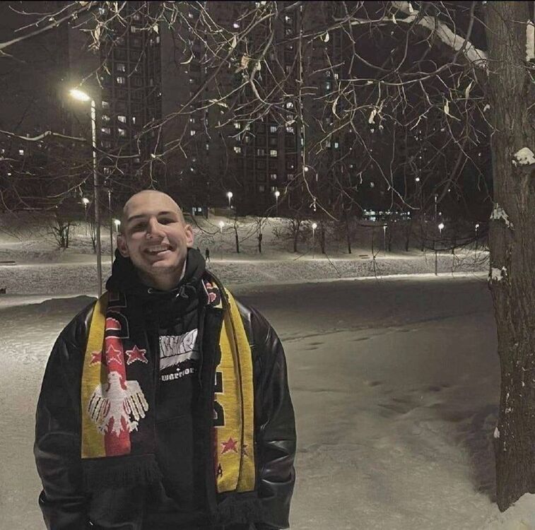  32963845  , 20 ,    