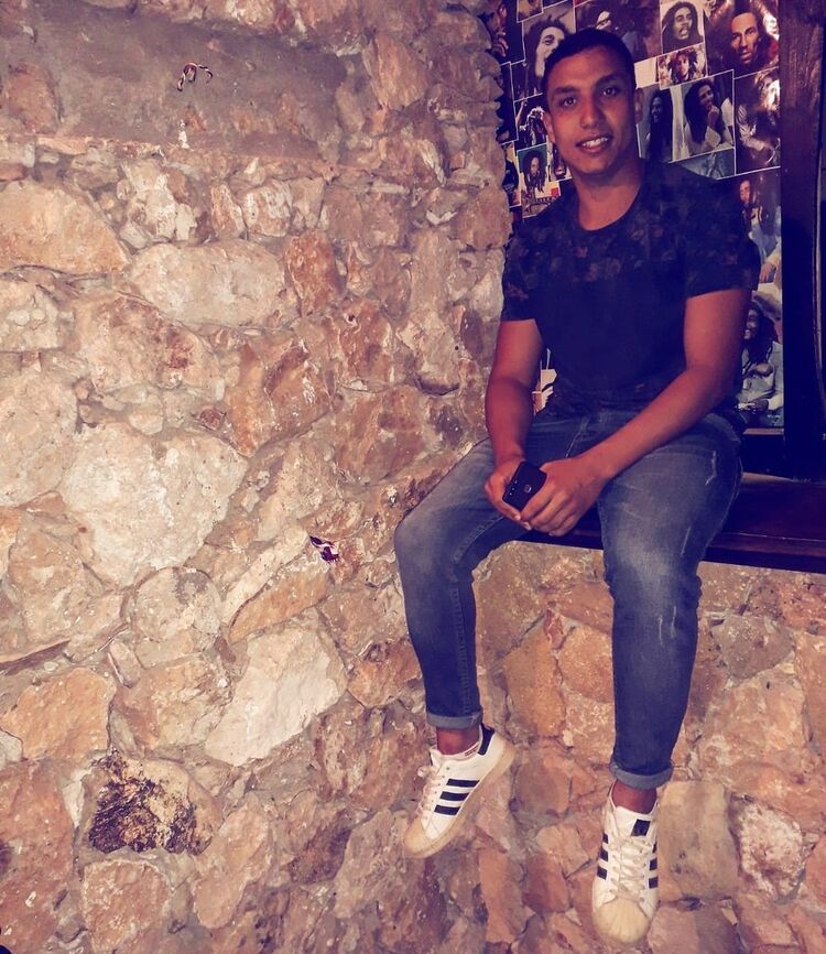  ,   Hamza, 27 ,   ,   , c 