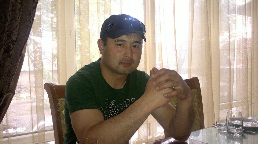  6251385  Garik, 42 ,    