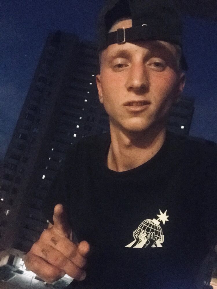 ,   Boris, 26 ,   ,   