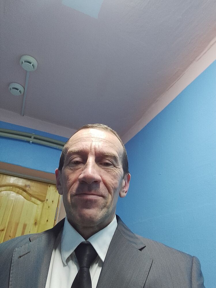  31933075  , 56 ,    